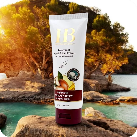 This hand and nail cream is enriched with powerful ingredients like Tea Tree Oil, Aloe Vera, and Dead Sea minerals, providing hydration and protection